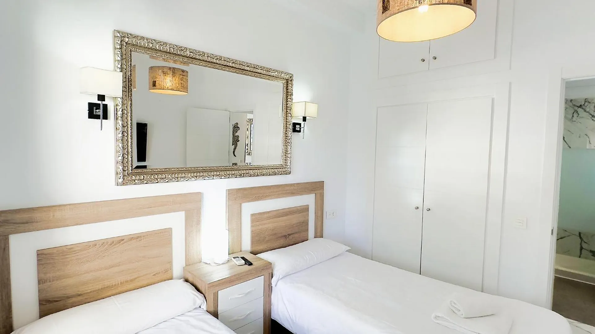 Skol 424 Stunning One-Bedroom Apartment With Sea Views Marbella 0*,  Spanje
