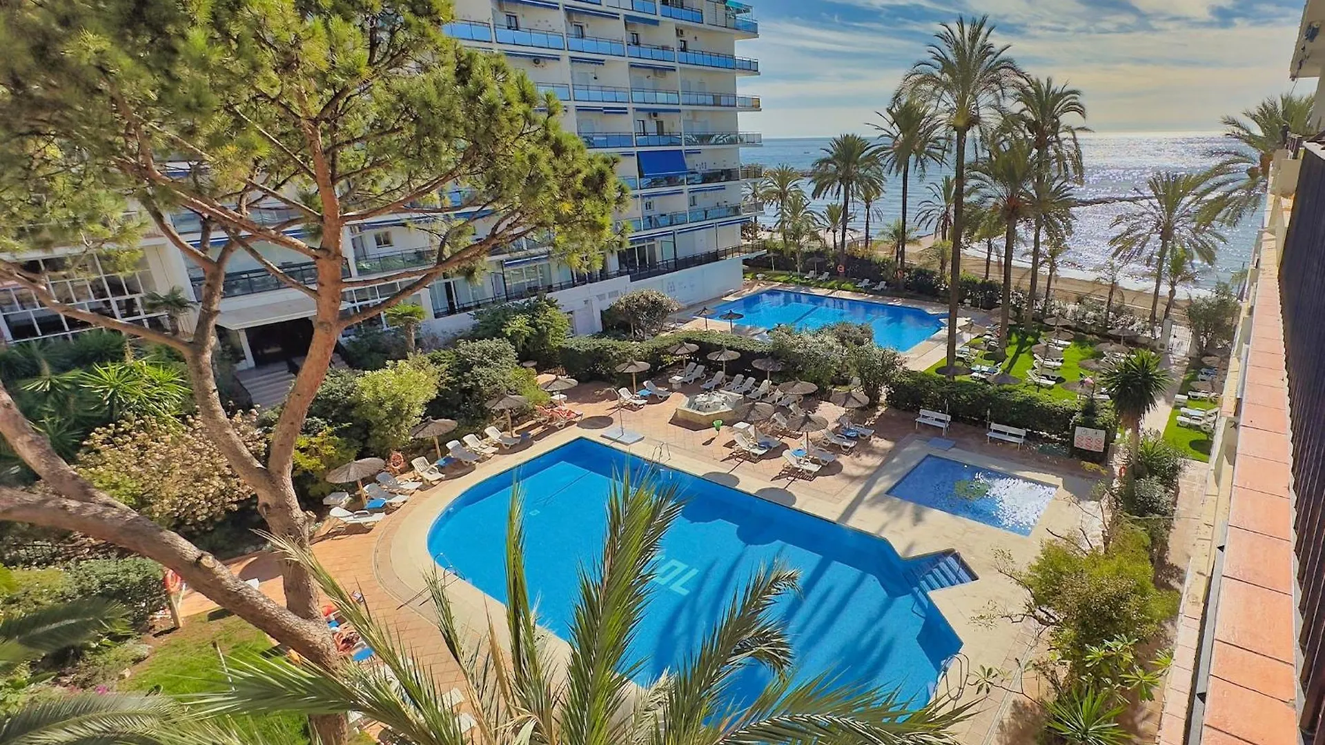 Skol 424 Stunning One-Bedroom Apartment With Sea Views ماربيا