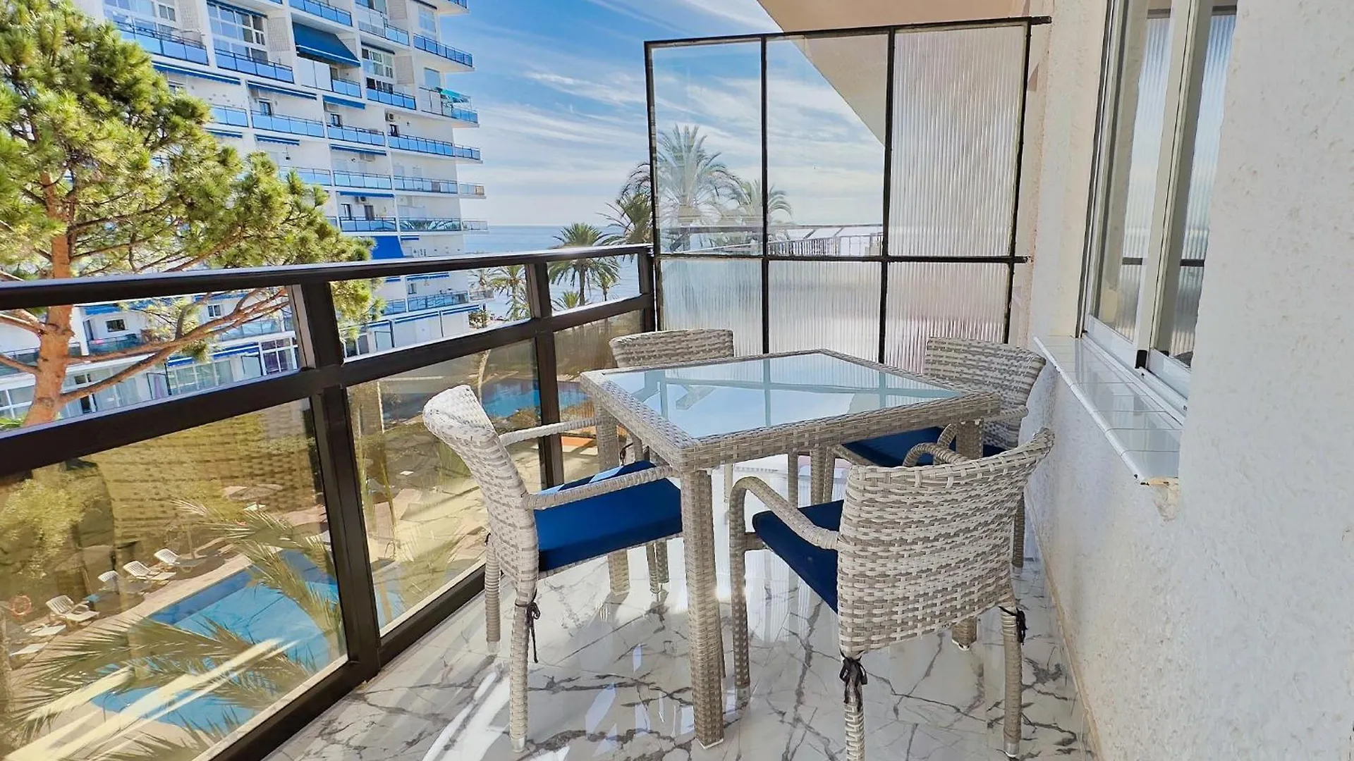 Skol 424 Stunning One-Bedroom Apartment With Sea Views Marbellac Espagne